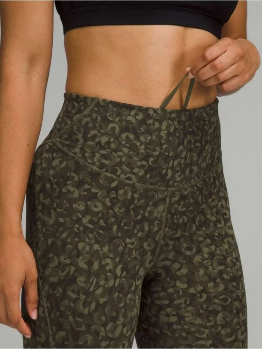 Lululemon Base Pace High-Rise Crop Green Camo-sz 2